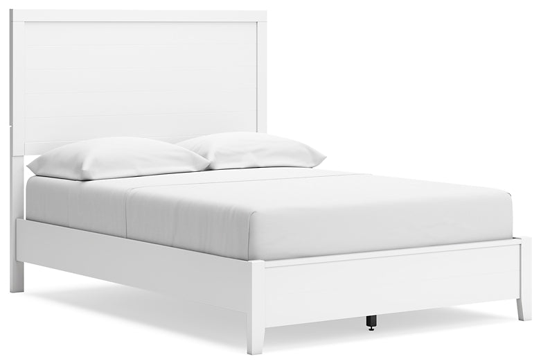 Binterglen Full Panel Bed with Dresser and 2 Nightstands