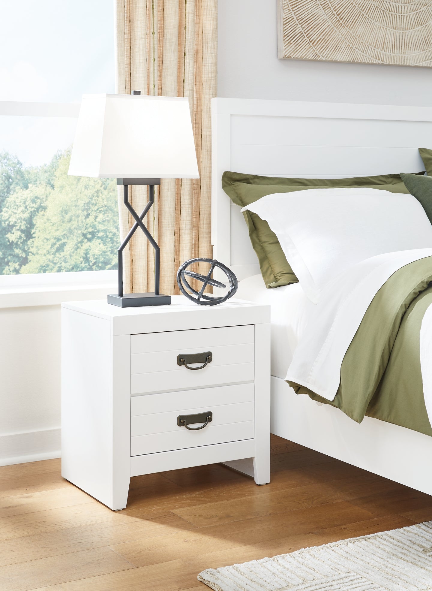 Binterglen Twin Panel Bed with Dresser and 2 Nightstands
