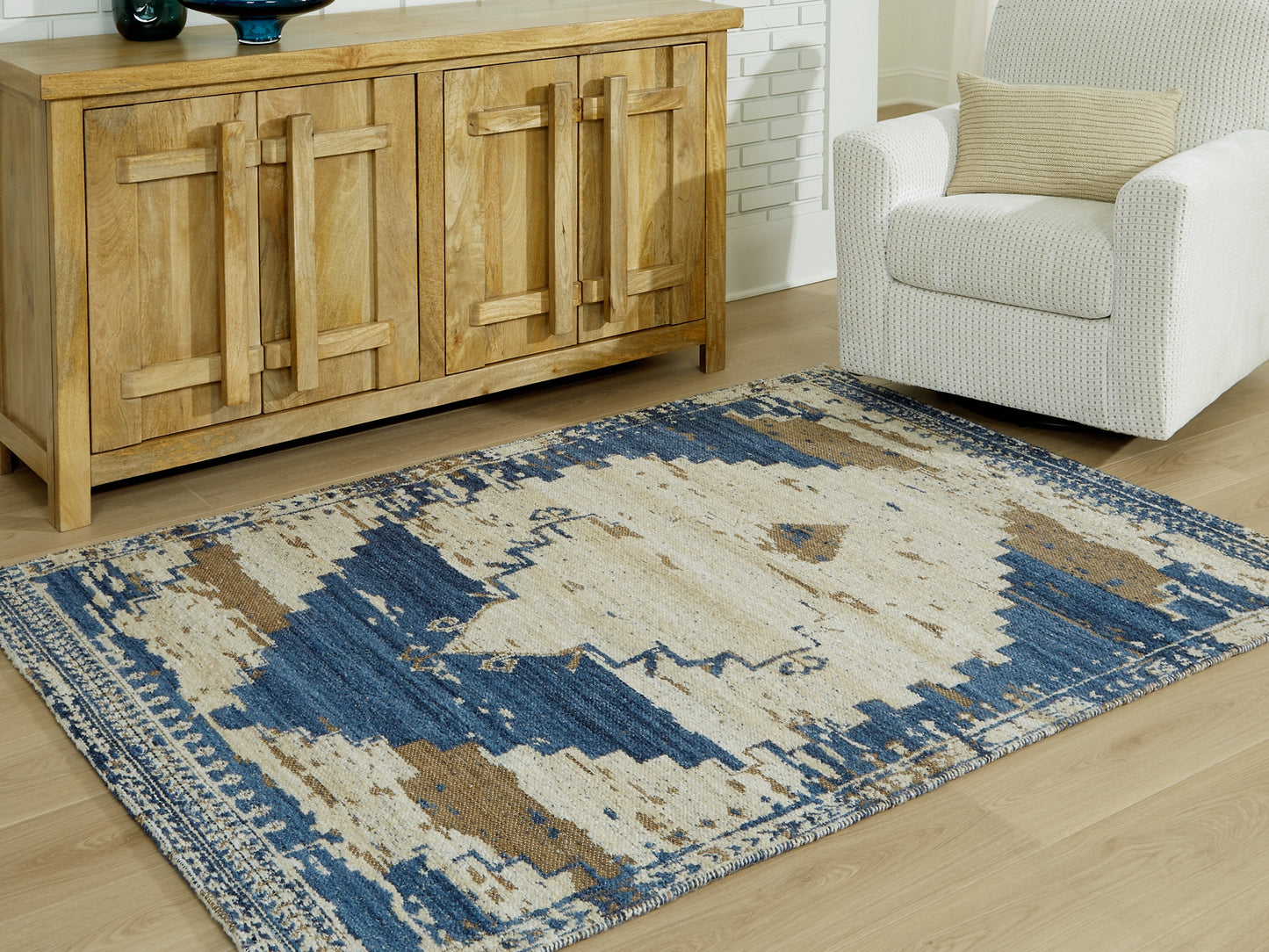 Ashley Express - Varnler Medium Rug