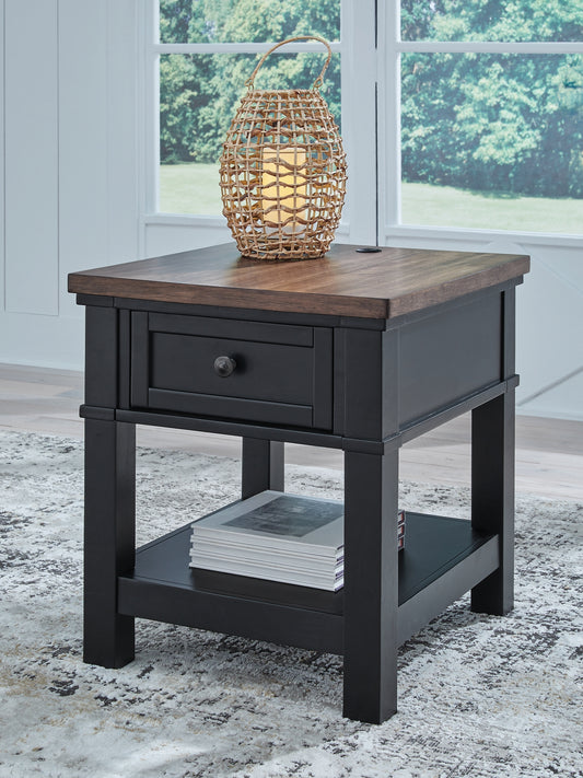 Ashley Express - Wildenauer Rectangular End Table