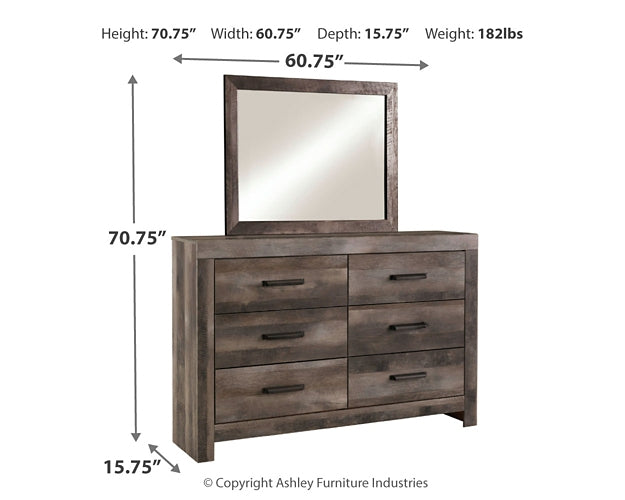 Wynnlow Queen Panel Bed with Mirrored Dresser